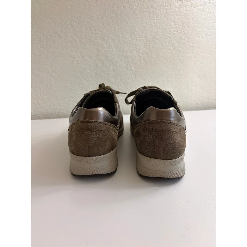 Mephisto Vita model walking shoes women’s size 8